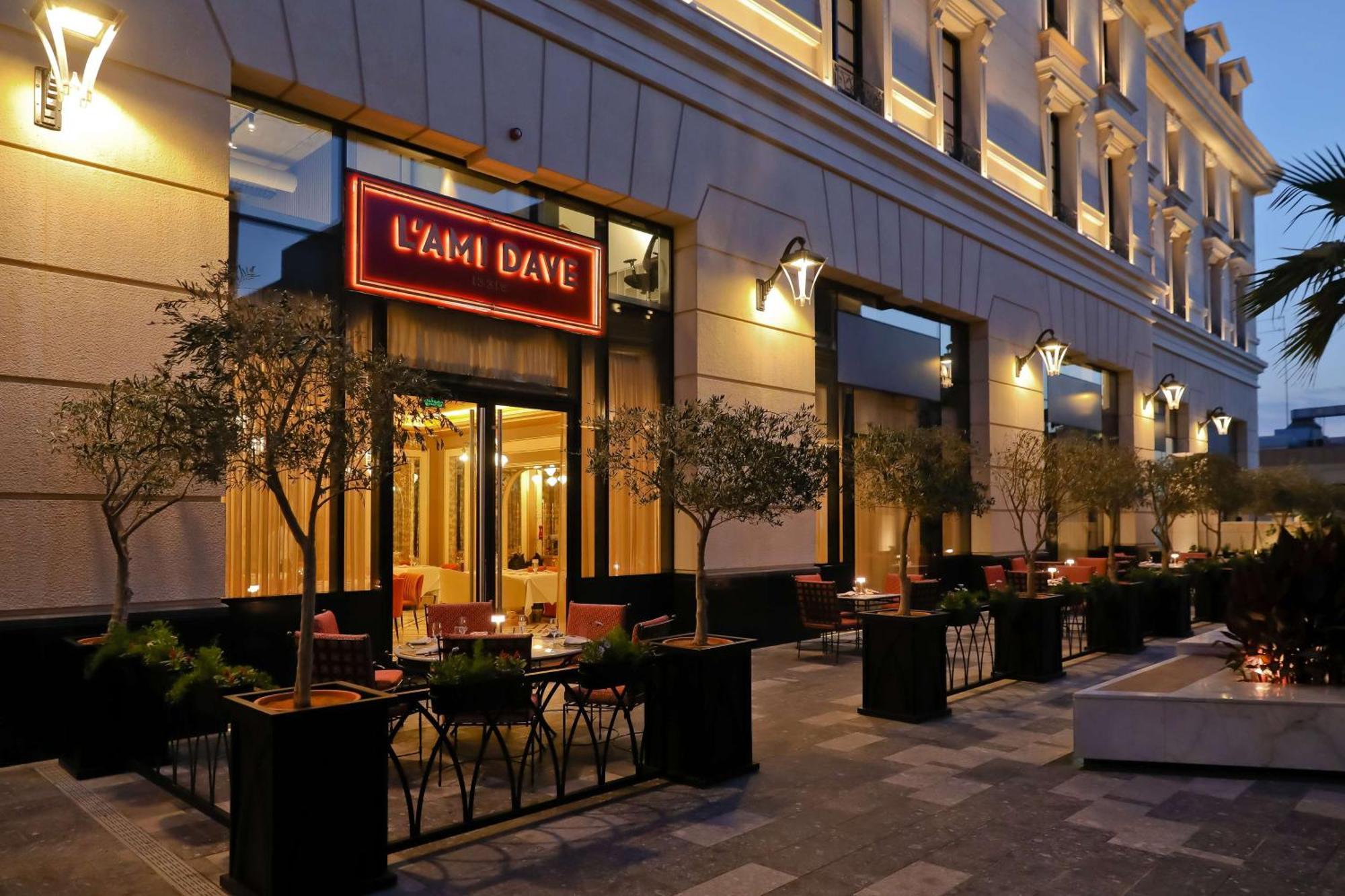 Mansard Riyadh, A Radisson Collection Hotel Exterior foto L'Ami Bar
