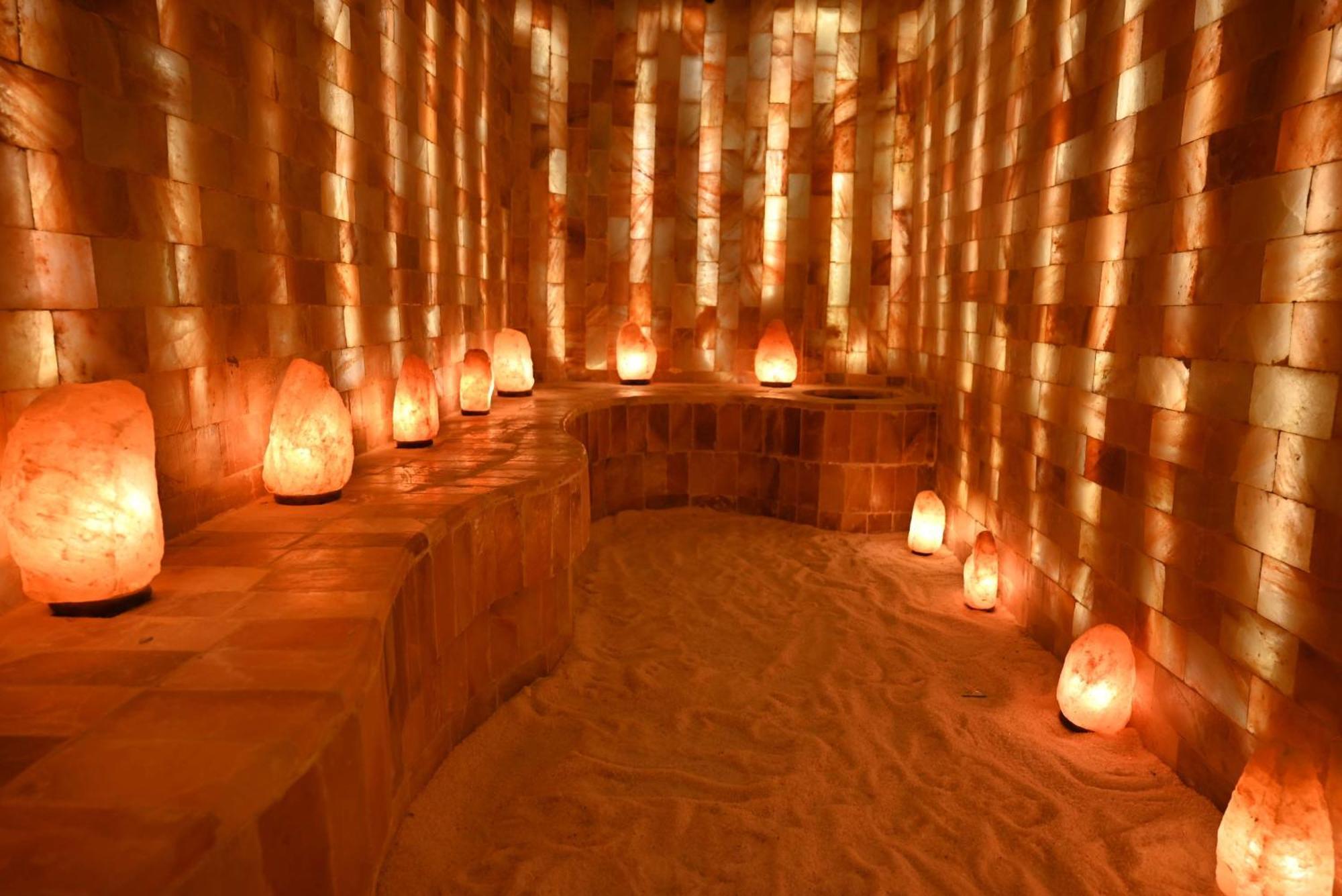 Mansard Riyadh, A Radisson Collection Hotel Exterior foto Himalayan salt cave